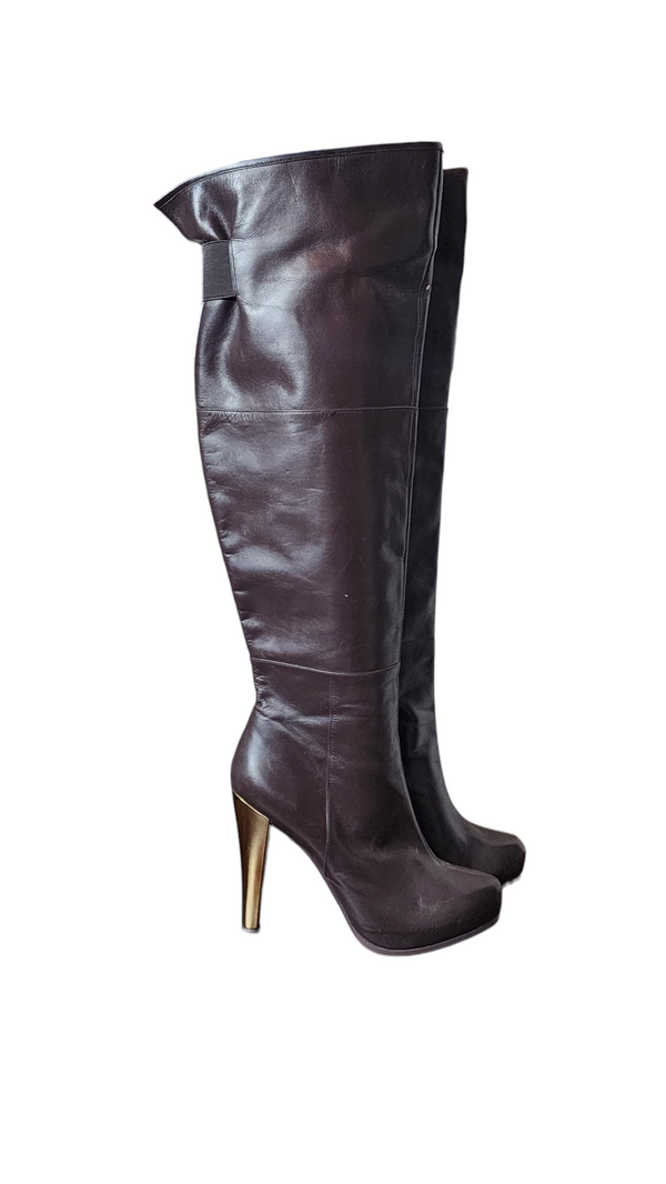 Knee high leather boots sz 9