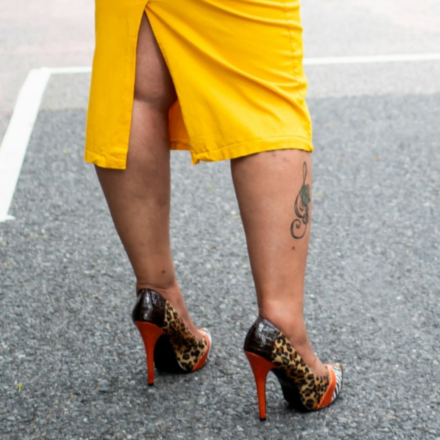 Animal print and orange heels sz 6.5