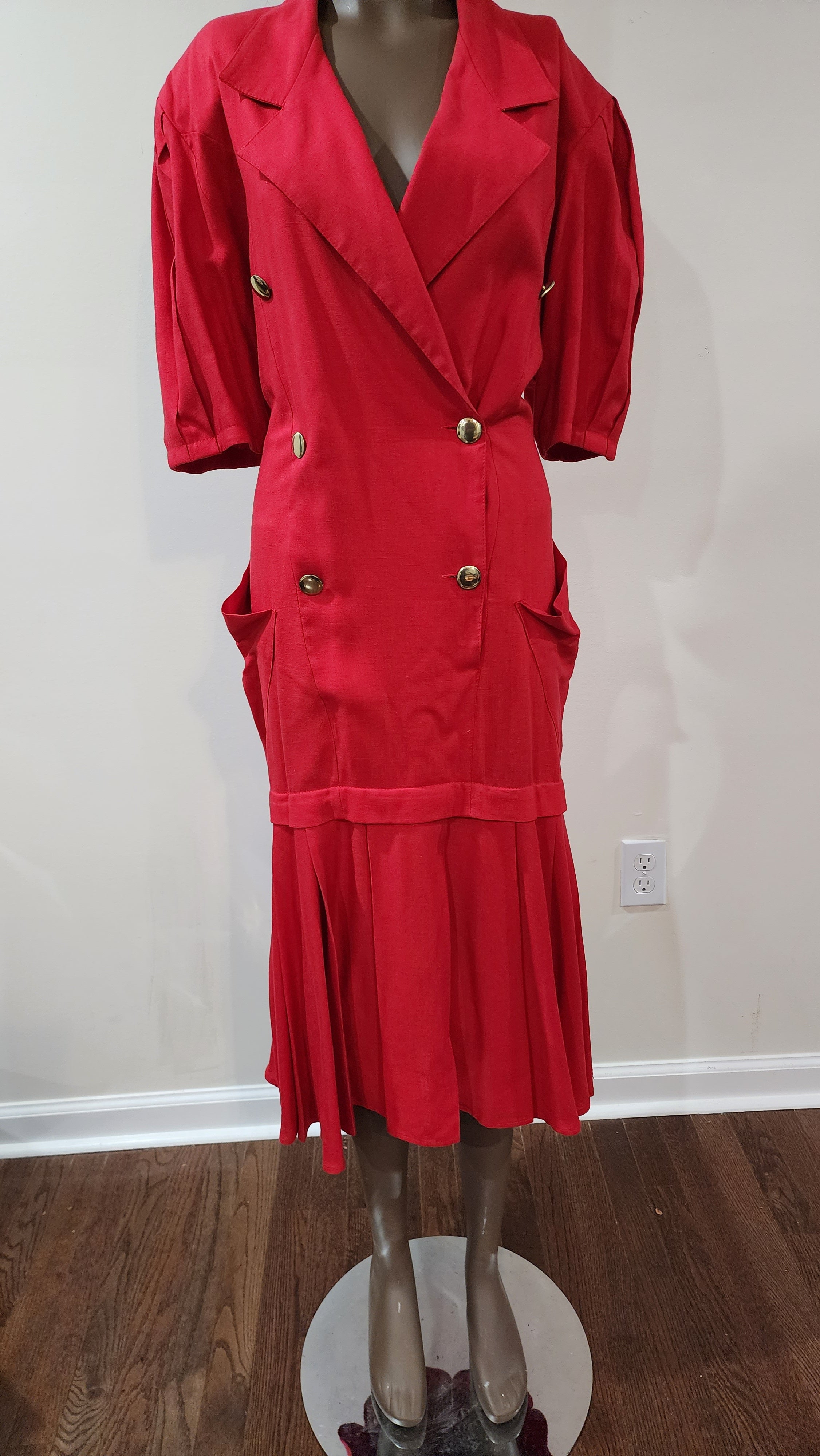 Vintage red half sleeve dress